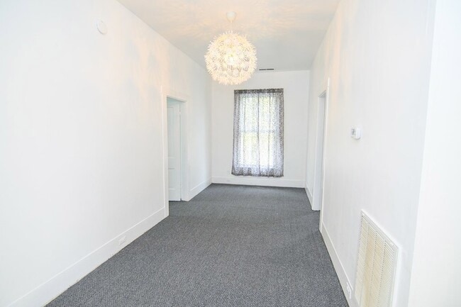 Building Photo - 26 North St