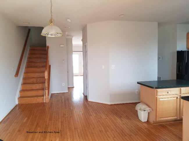 Building Photo - 12046 Kemps Landing Cir