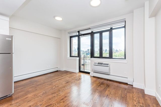 Building Photo - 27-17 21st St