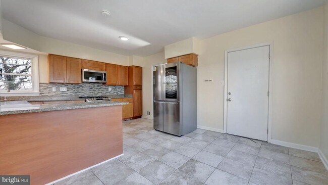 Foto del edificio - 1604 Woodhill Ct