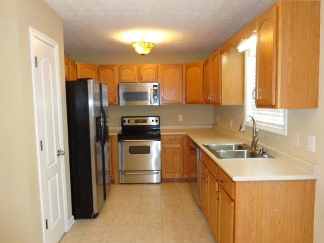 Building Photo - 897 Landing Way