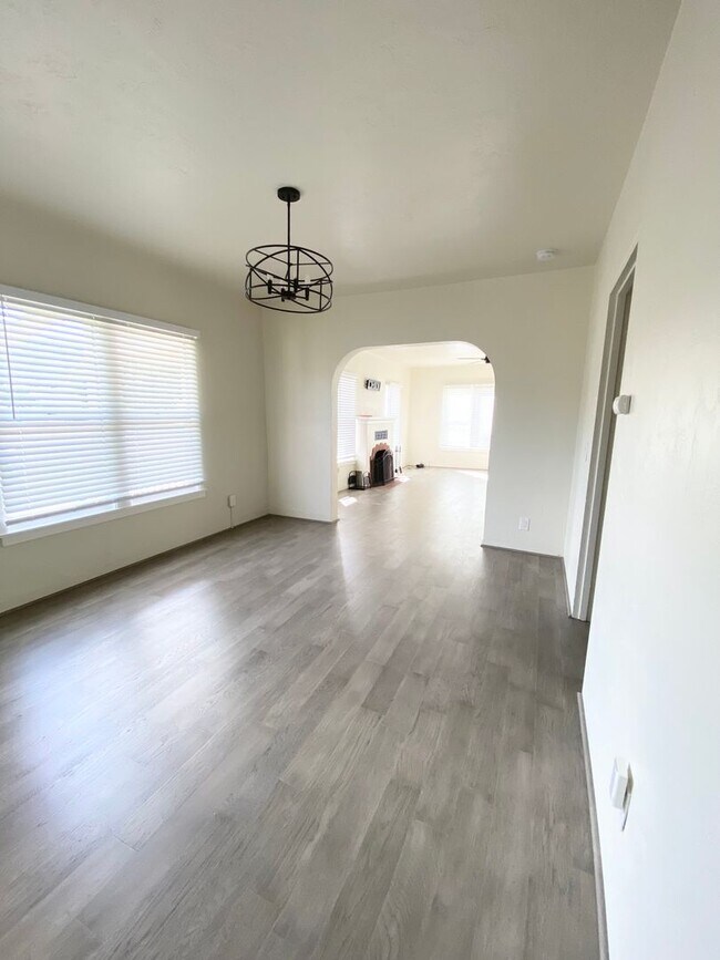 Foto del edificio - H203-211-P