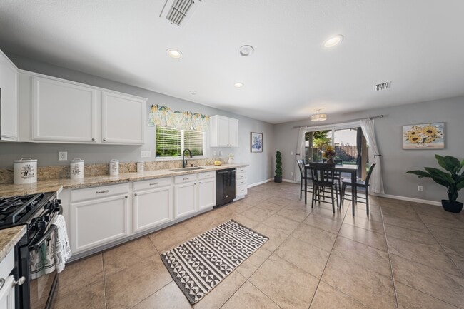 Foto del edificio - 4376 Grafton Cir