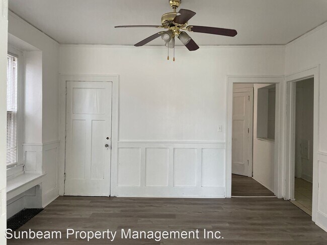 Building Photo - 3 br, 1 bath House - 1116 CARMEL