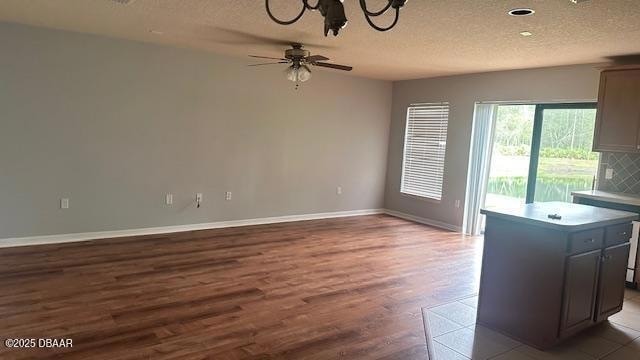 Building Photo - 125 Tarracina Way
