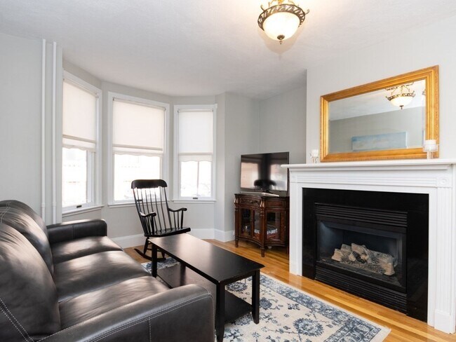 Foto del edificio - 45 Old Harbor St