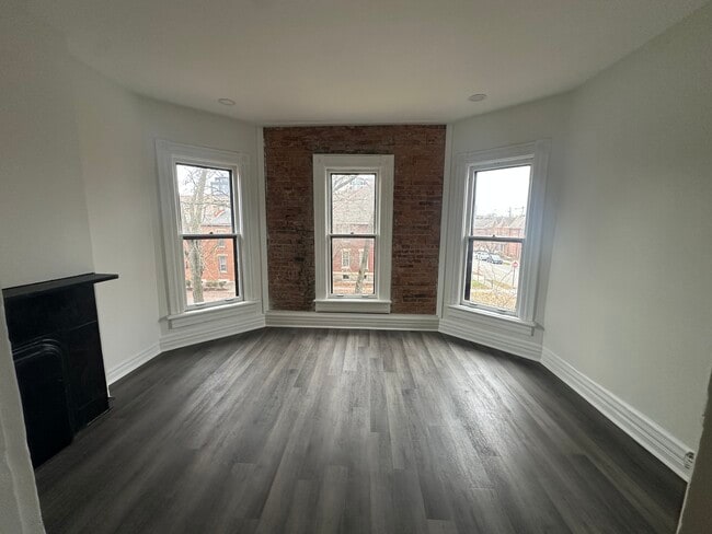 Foto del edificio - 81 Warren St