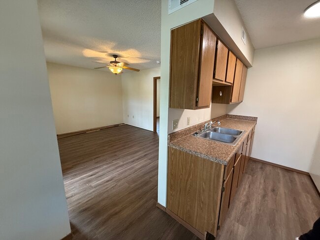 Foto del edificio - 55+ Autumnwood Point Apartments