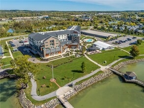 Building Photo - 205 Lakeshore Dr
