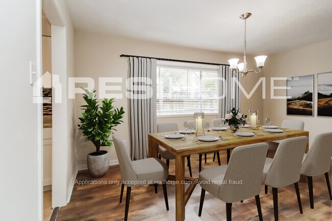 Building Photo - 7611 Breda Dr
