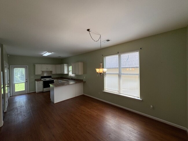 Building Photo - 1044 Washington Dr