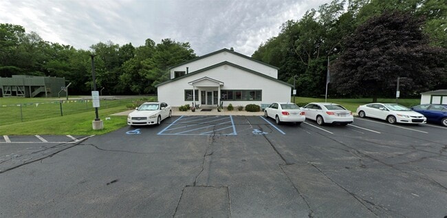 Building Photo - 1204 Andrew Ave