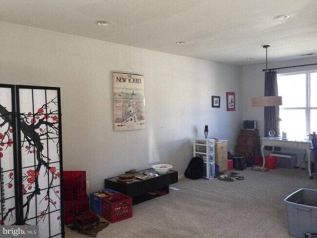 Building Photo - 43252 Clifton Terrace