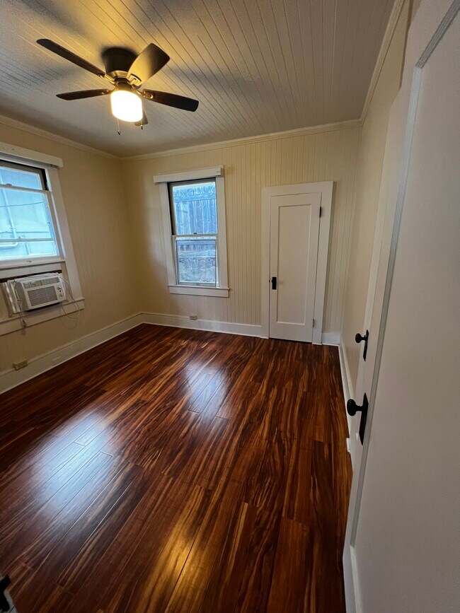 Dormitorio 2 - 222 A Iolani Ave