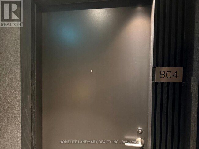 Photo du bâtiment - 120 Broadway Ave