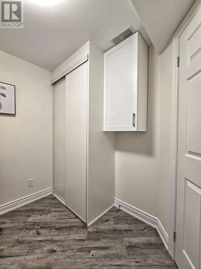 Building Photo - 71 Titan Trail