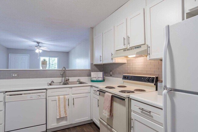 Foto del edificio - Gable Oaks Apartment Homes