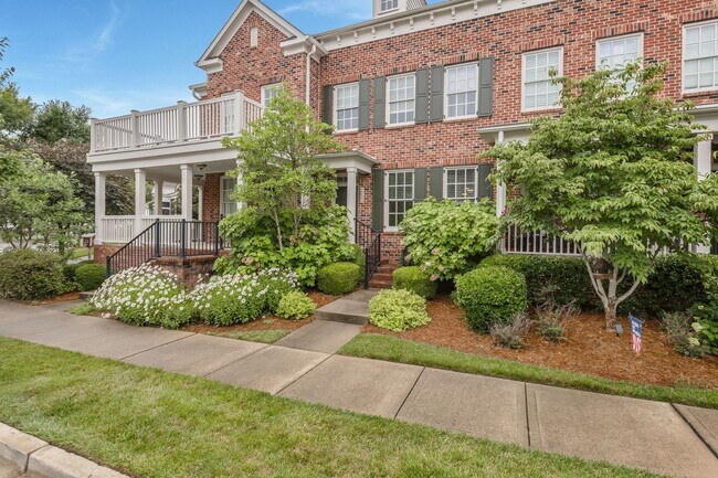 Building Photo - 3 Bed, 2.5 Bath Townhome in Berry Farms