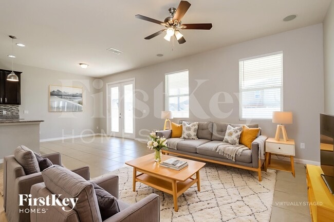 Foto del edificio - 2501 Isabela Terrace