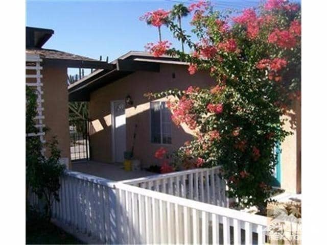 Foto del edificio - 33495 Cathedral Canyon Dr
