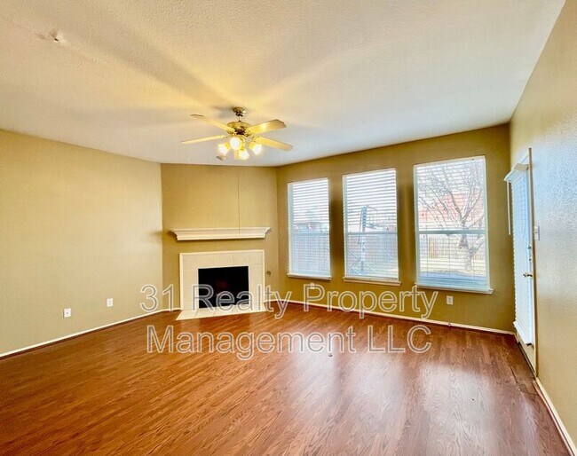 Foto del edificio - 6116 Pine Meadow Ln