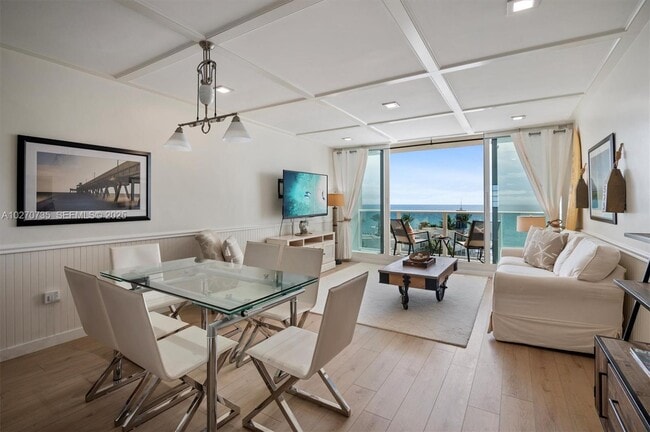 Building Photo - 3505 S Ocean Dr