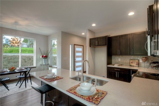 Building Photo - 12840 26th Ave S