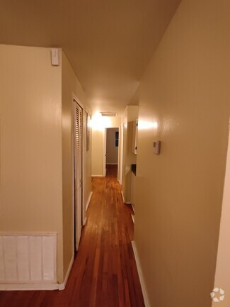 Building Photo - 3121 Urban Ave