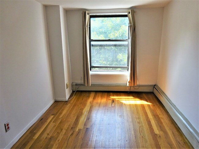 Foto del edificio - 354 Court St