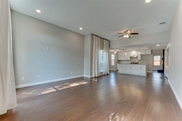 Building Photo - 3513 Aster Ln