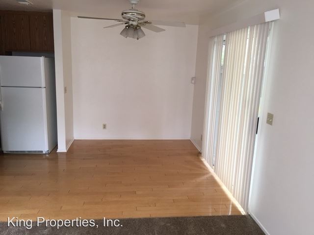 Building Photo - 3086 Woods Cir