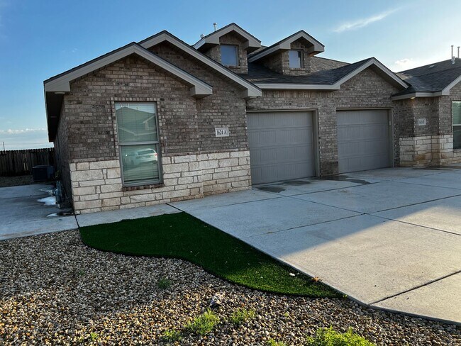 Foto del edificio - Cozy Townhome in South Lubbock