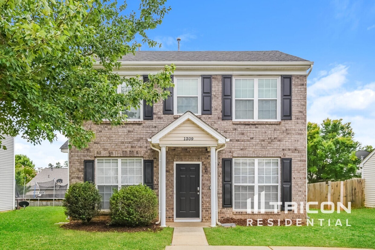 Primary Photo - 1309 Peach Park Lane Charlotte NC