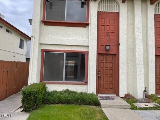 Building Photo - 738 S Chapel Ave
