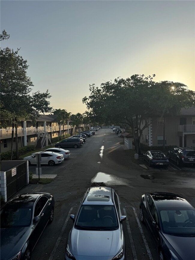 Building Photo - 8750 Royal Palm Blvd