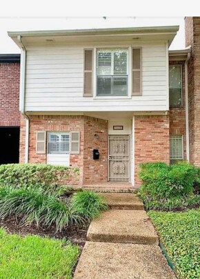 Foto principal - 1035 Fountain View Dr
