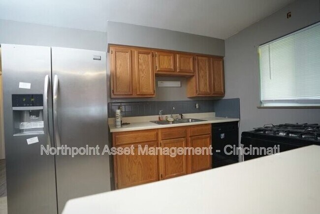 Foto del edificio - Beautiful Updated 2 Beds 2 Baths Home in Cincinnati