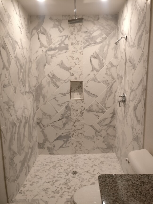 Foto del edificio - 4948 Marcella Santillana