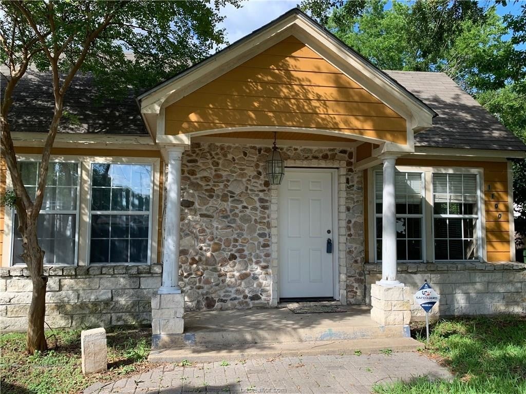 1100 E 28th St, Bryan, TX 77803 House Rental in Bryan, TX