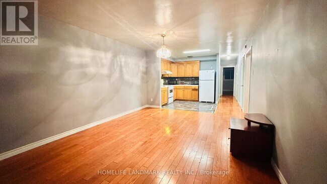 Photo du bâtiment - 1171 Lakeshore Rd E