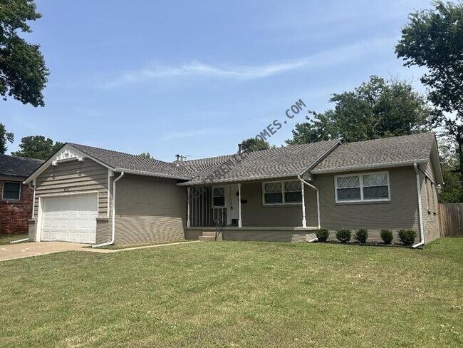 Building Photo - 4331 S Yale Ave