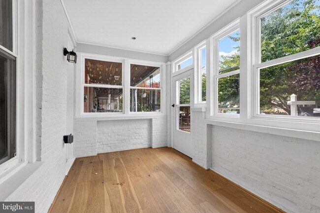Foto del edificio - 3341 Chestnut Ave