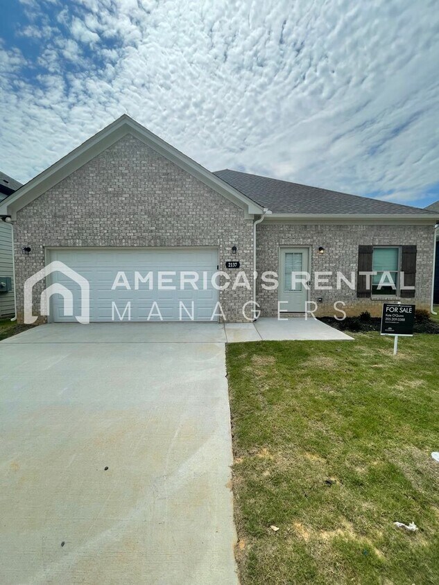 Primary Photo - New Construction Home for Rent in Cullman,...
