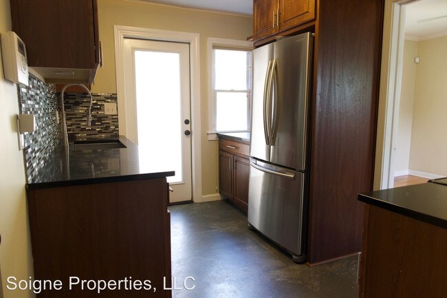 Foto del edificio - 2 br, 1 bath Apartment - 6506 Rockhill Road