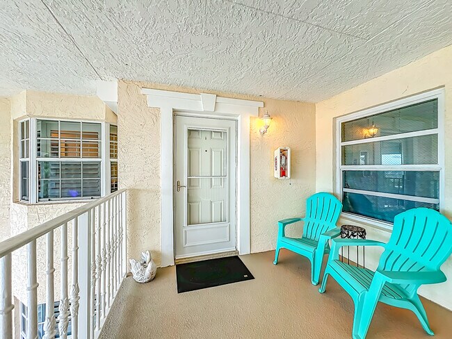 Foto del edificio - 760 Lake Orchid Cir