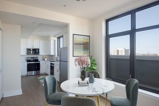Foto del edificio - The Penthouses at Vendome Place