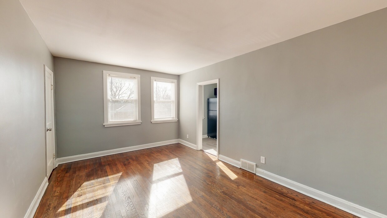 Primary Photo - 1100 Meridene Dr