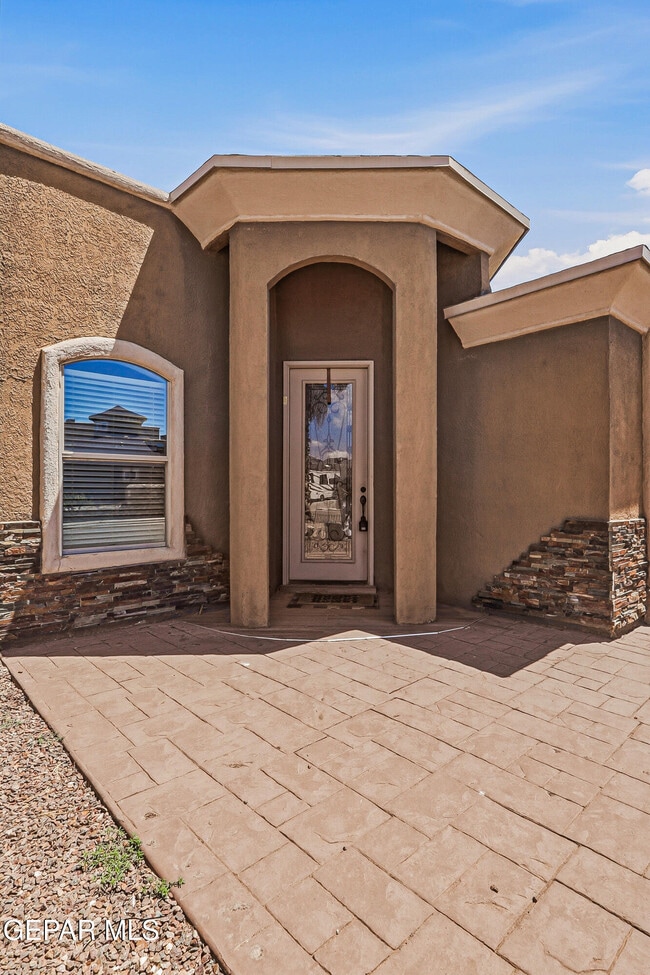 Building Photo - 5457 Pedro Lucero Dr