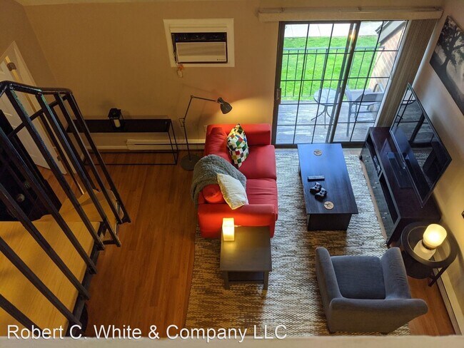 Building Photo - 2 br, 2 bath House - 38 North Main Street ...