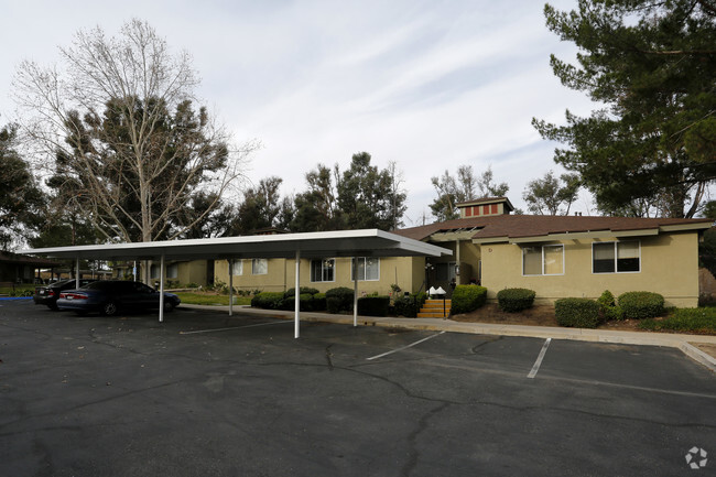 Building Photo - Parkside Apartments